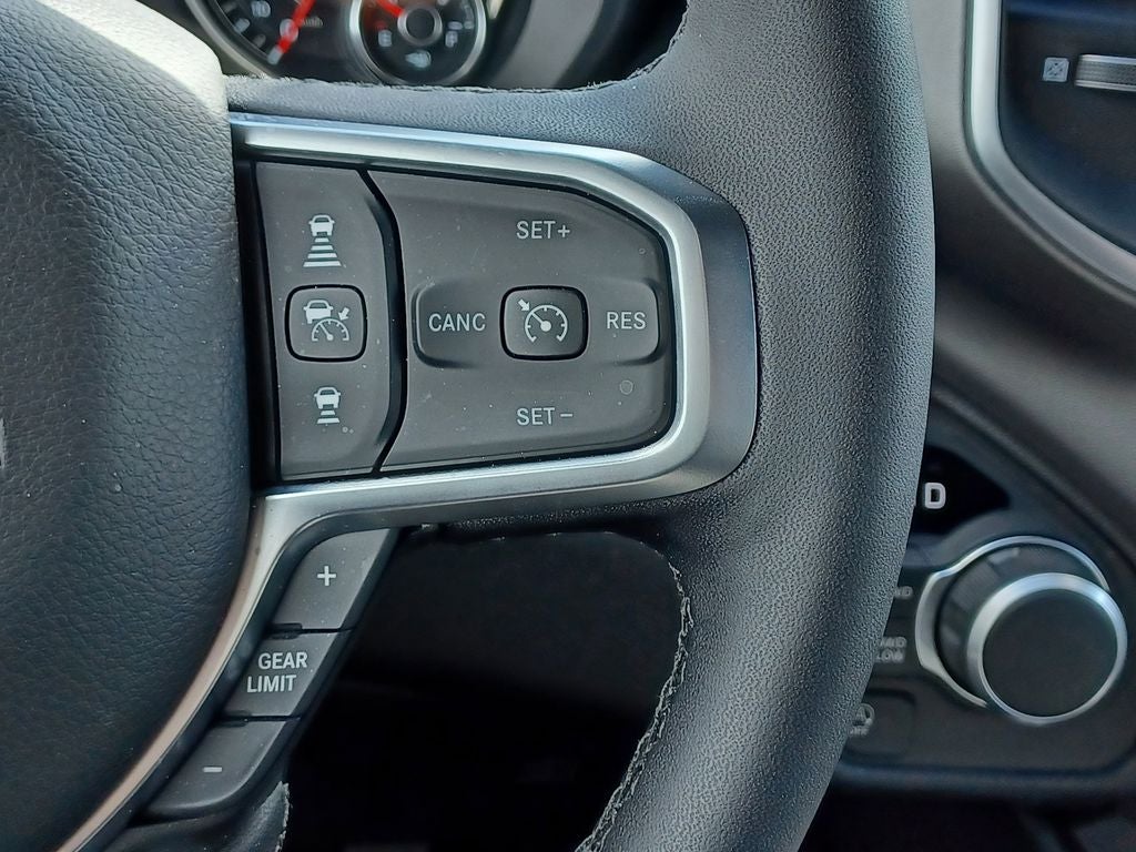 2025 RAM 1500 Big Horn Crew Cab 4x4 5'7' Box