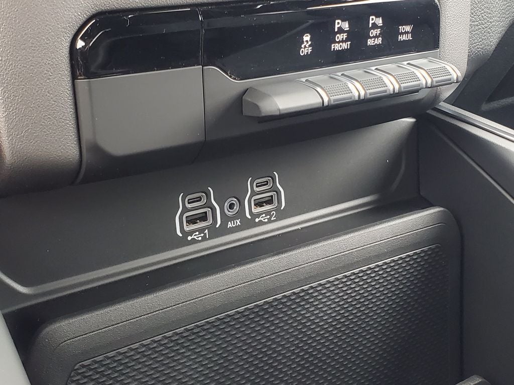 2027 RAM Ram 1500 Big Horn/Lone Star