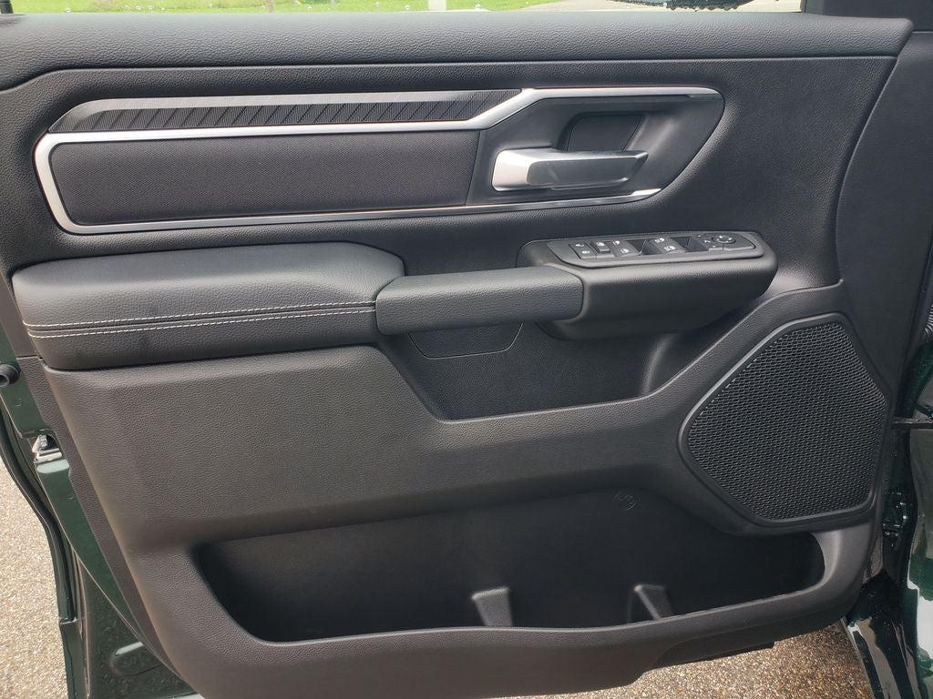 2027 RAM Ram 1500 Big Horn/Lone Star