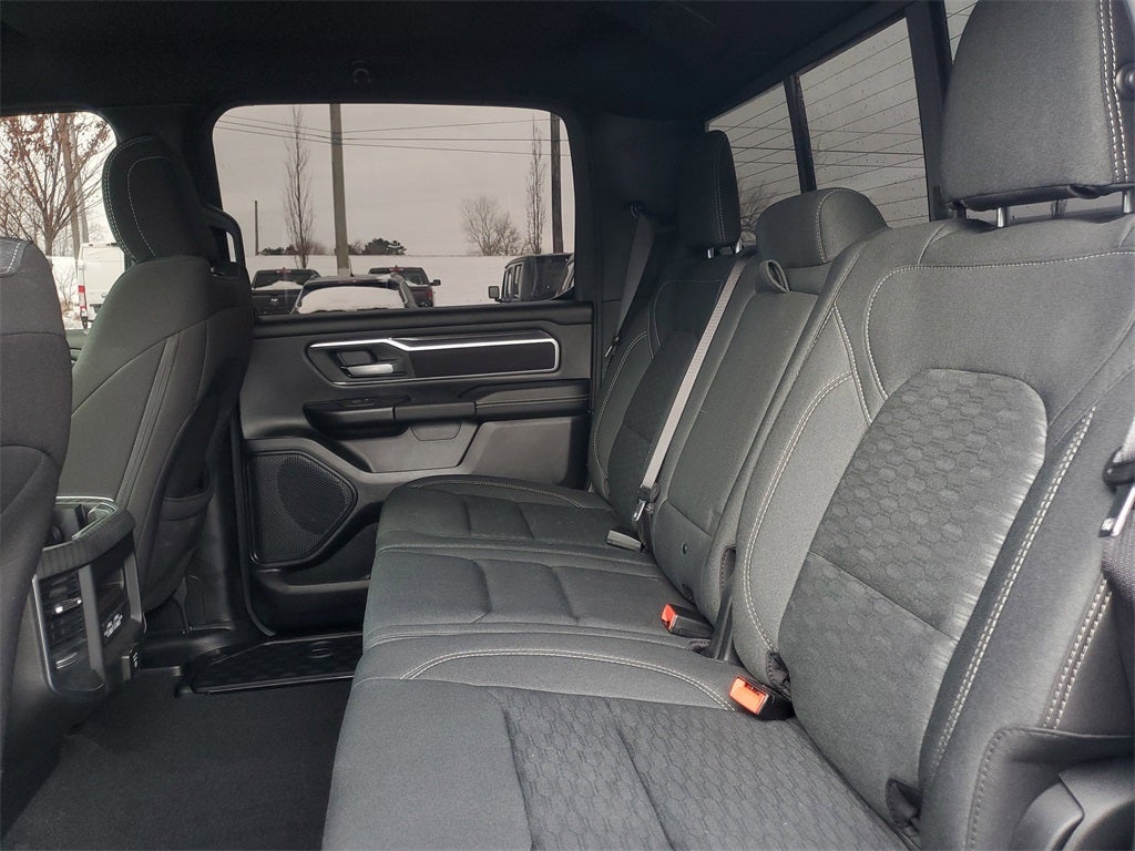 2025 RAM 1500 Big Horn Crew Cab 4x4 5'7' Box