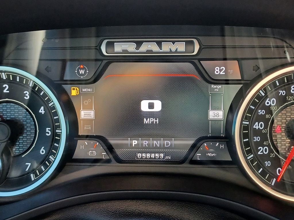 2022 RAM 1500 Big Horn Crew Cab 4x4 6'4' Box