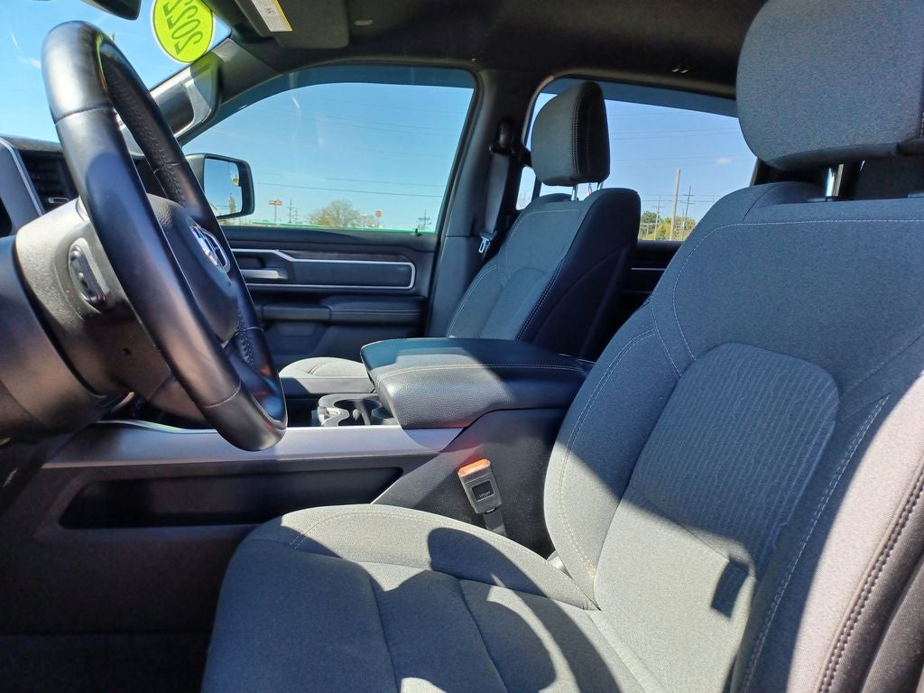 2022 RAM 1500 Big Horn Crew Cab 4x4 6'4' Box
