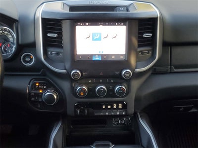 2022 RAM 1500 Big Horn Crew Cab 4x4 6'4' Box