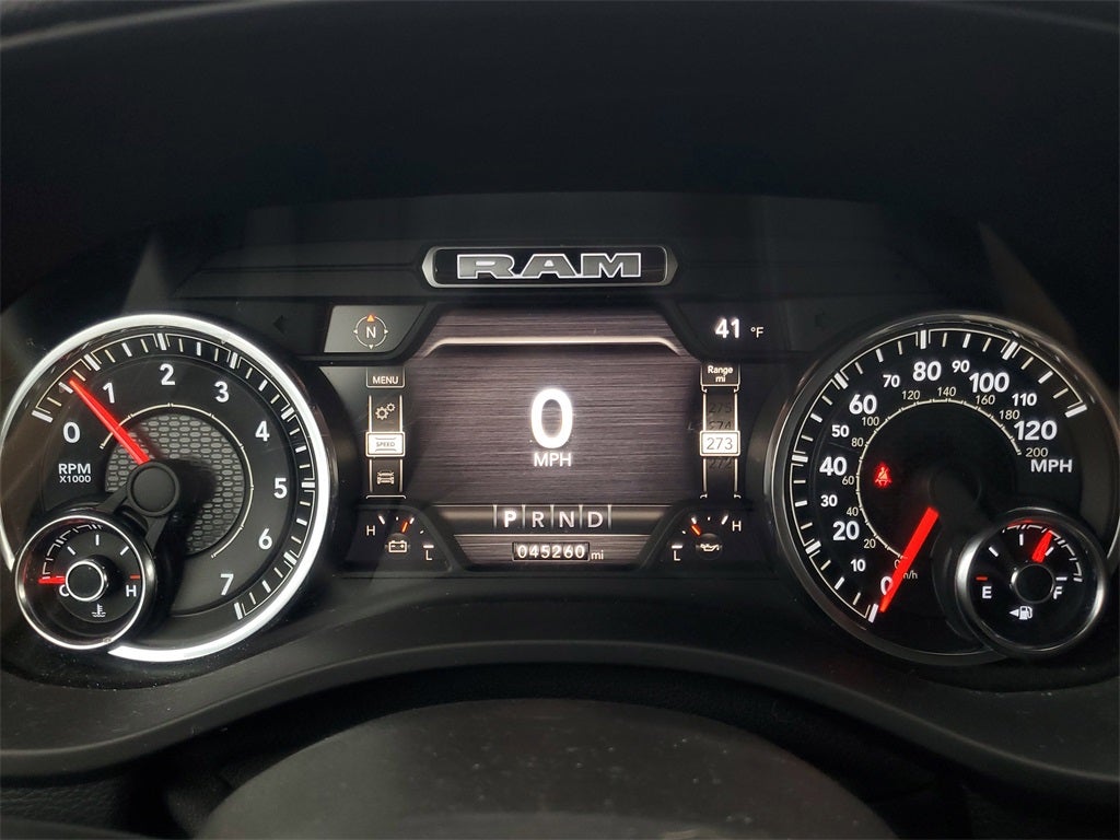 2022 RAM 1500 Big Horn Crew Cab 4x4 6'4' Box