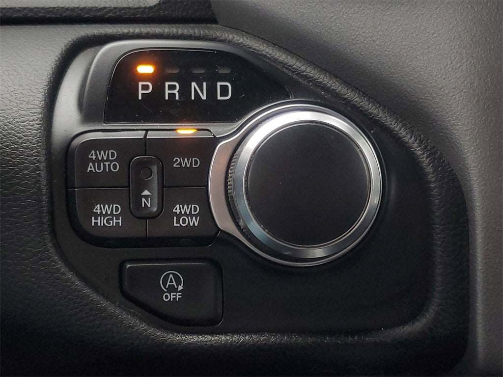 2022 RAM 1500 Big Horn Crew Cab 4x4 6'4' Box