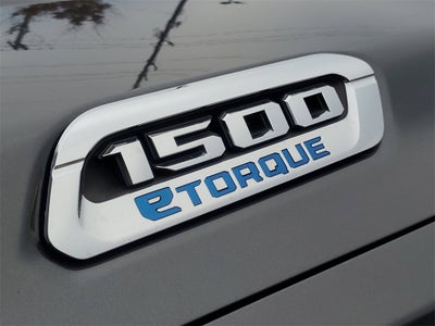 2022 RAM 1500 Big Horn Crew Cab 4x4 6'4' Box