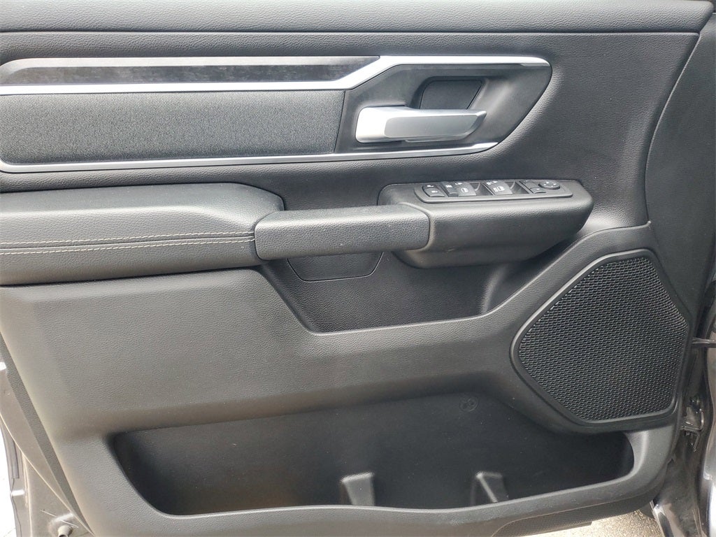 2022 RAM 1500 Big Horn Crew Cab 4x4 6'4' Box