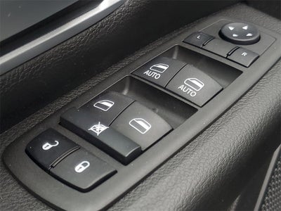 2022 RAM 1500 Big Horn Crew Cab 4x4 6'4' Box