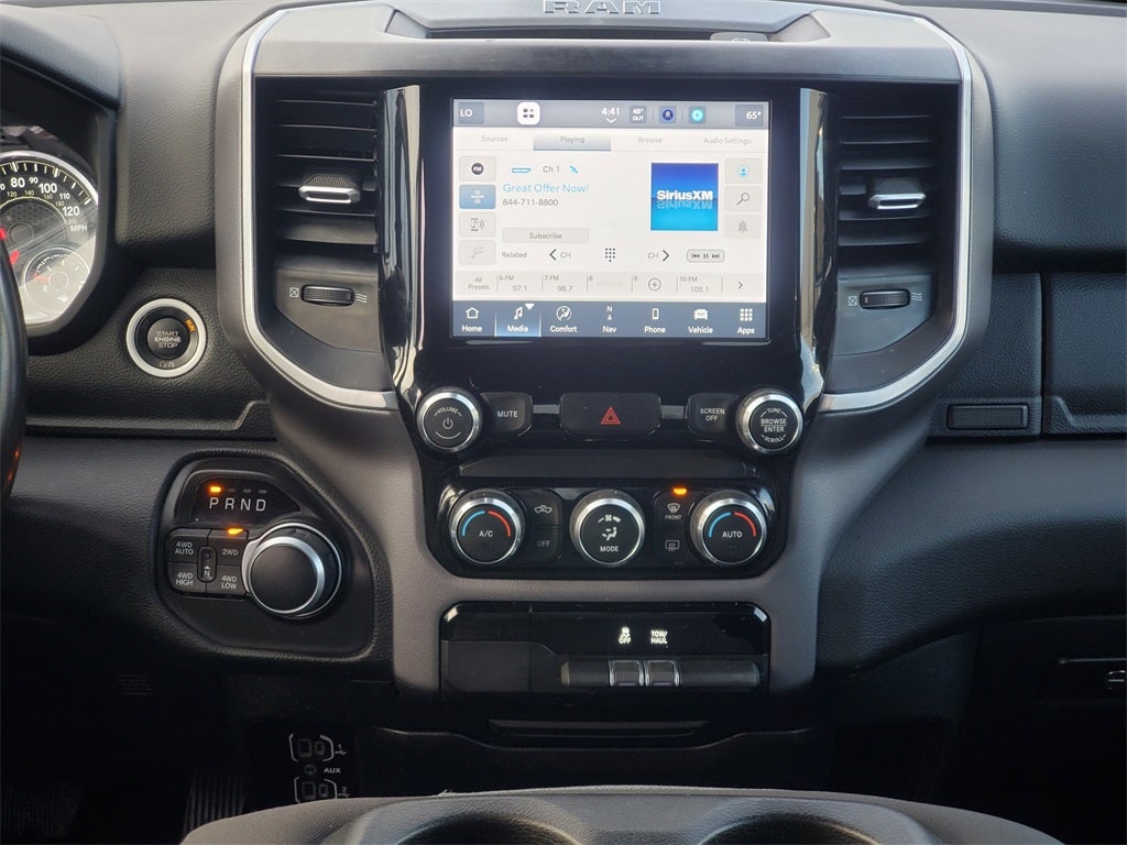 2022 RAM 1500 Big Horn Quad Cab 4x4 6'4' Box