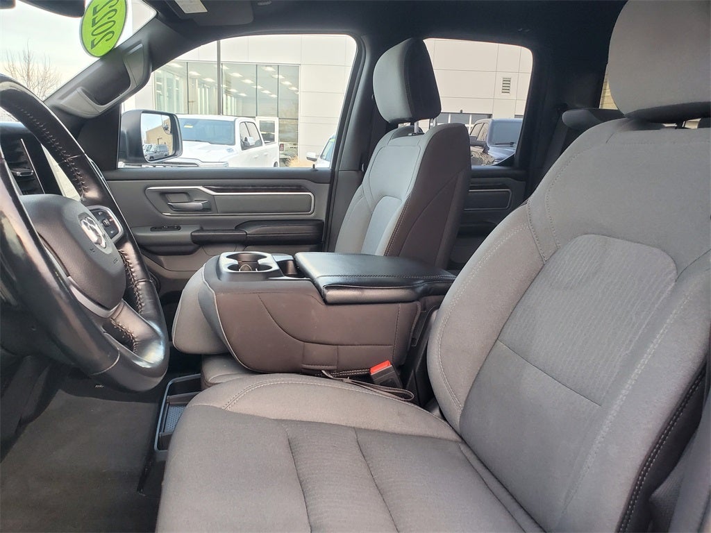 2022 RAM 1500 Big Horn Quad Cab 4x4 6'4' Box