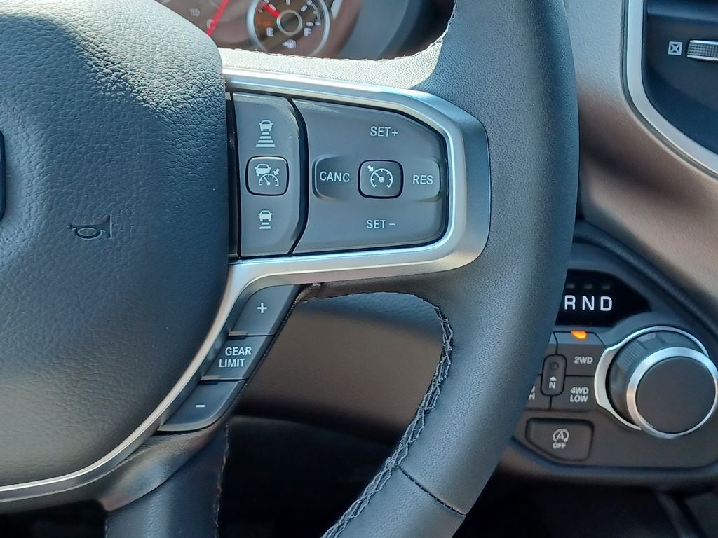 2027 RAM 1500 Big Horn/Lone Star