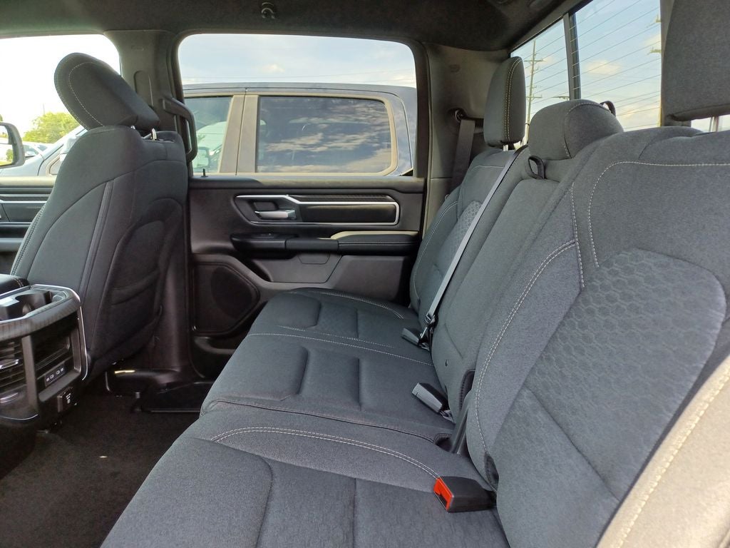 2027 RAM 1500 Big Horn/Lone Star