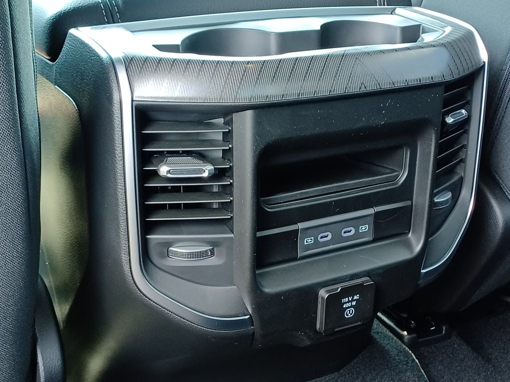 2027 RAM 1500 Big Horn/Lone Star