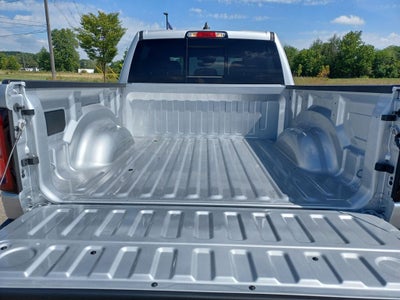 2027 RAM 1500 Big Horn/Lone Star