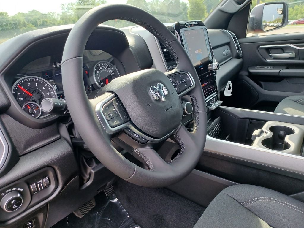 2027 RAM 1500 Big Horn/Lone Star