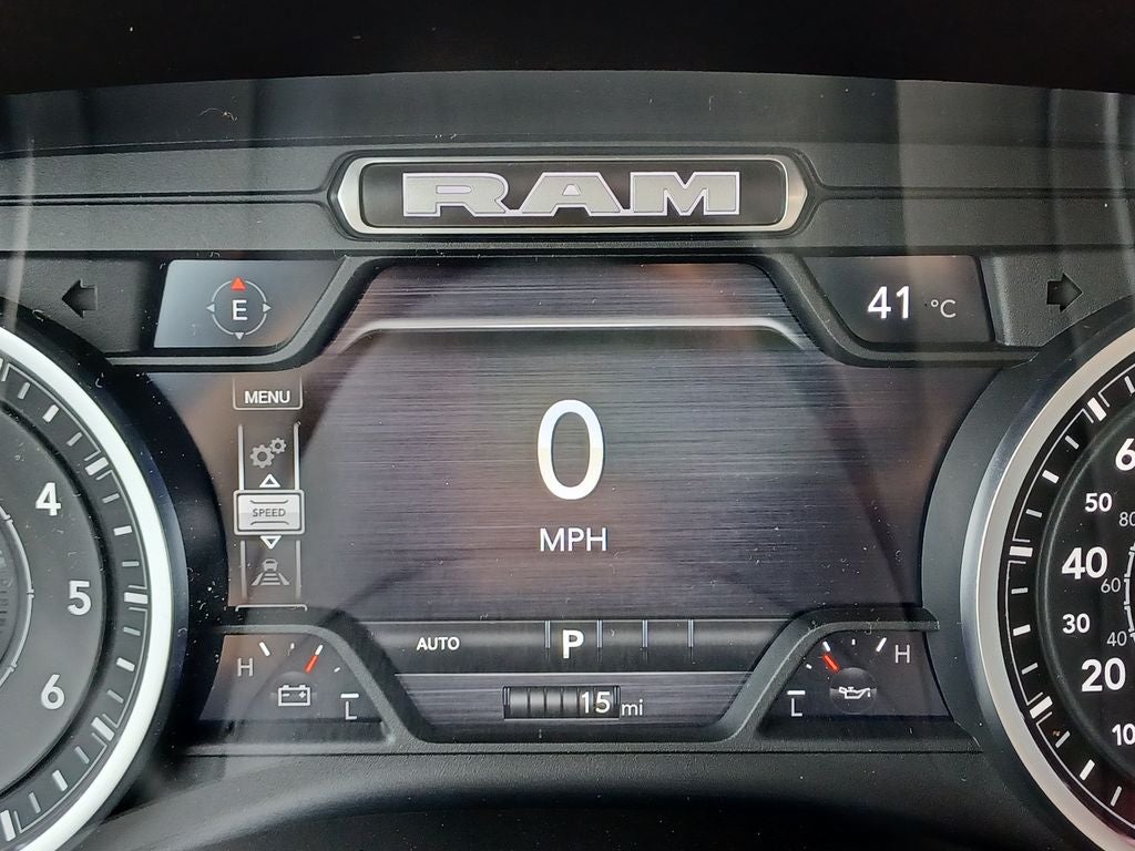 2027 RAM 1500 Big Horn/Lone Star