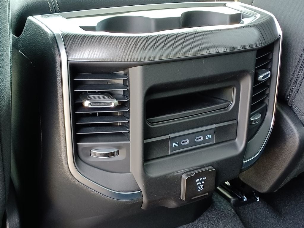 2027 RAM 1500 Big Horn/Lone Star