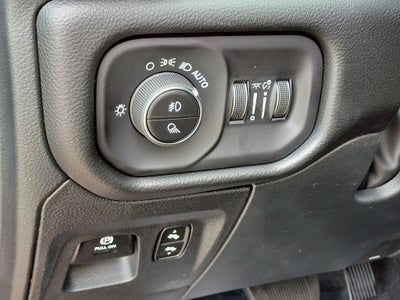 2027 RAM 1500 Big Horn/Lone Star
