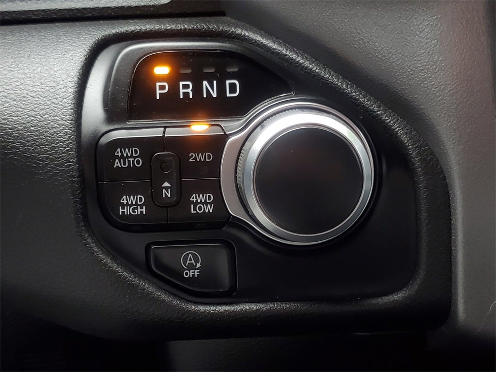 2021 RAM 1500 Big Horn Crew Cab 4x4 5'7' Box