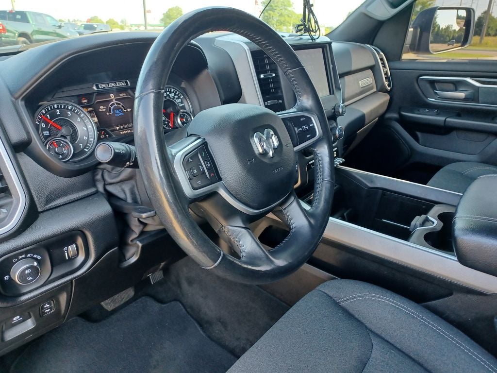 2020 RAM 1500 Big Horn Crew Cab 4x4 5'7' Box