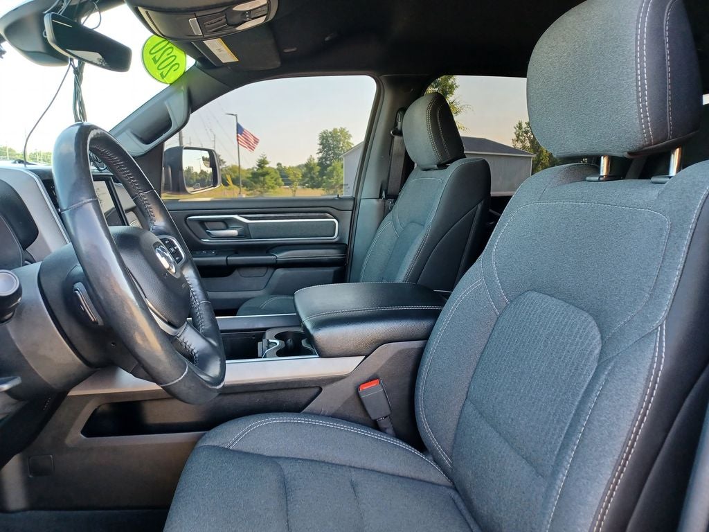 2020 RAM 1500 Big Horn Crew Cab 4x4 5'7' Box