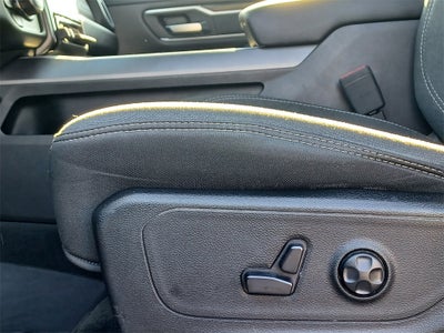 2021 RAM 1500 Big Horn Crew Cab 4x4 5'7' Box