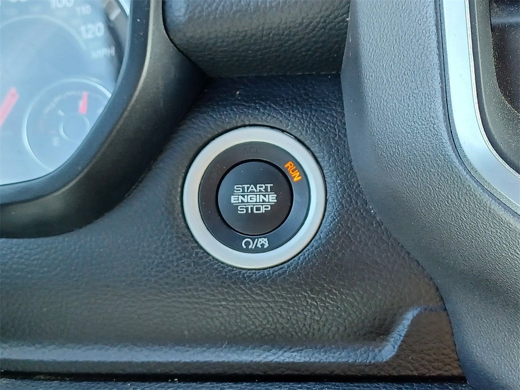 2021 RAM 1500 Big Horn Crew Cab 4x4 5'7' Box