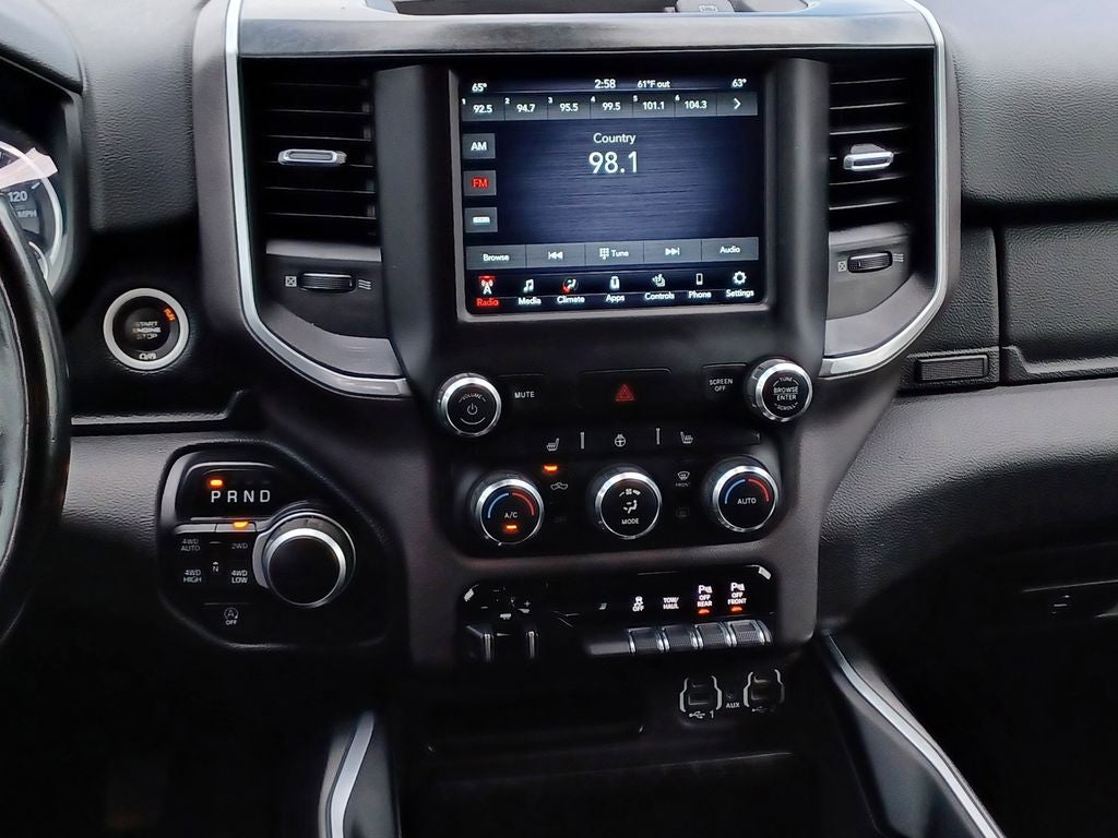 2021 RAM 1500 Big Horn Crew Cab 4x4 5'7' Box