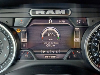 2022 RAM 1500 Big Horn Crew Cab 4x4 5'7' Box