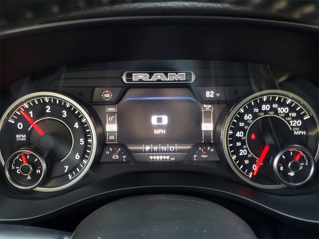 2022 RAM 1500 Big Horn Crew Cab 4x4 5'7' Box