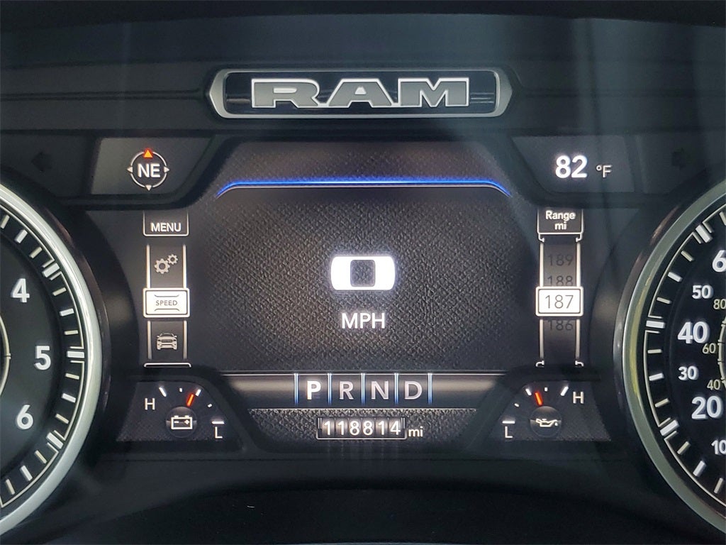 2022 RAM 1500 Big Horn Crew Cab 4x4 5'7' Box