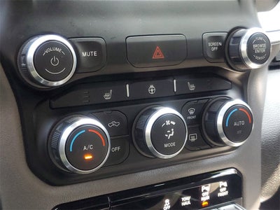 2022 RAM 1500 Big Horn Crew Cab 4x4 5'7' Box