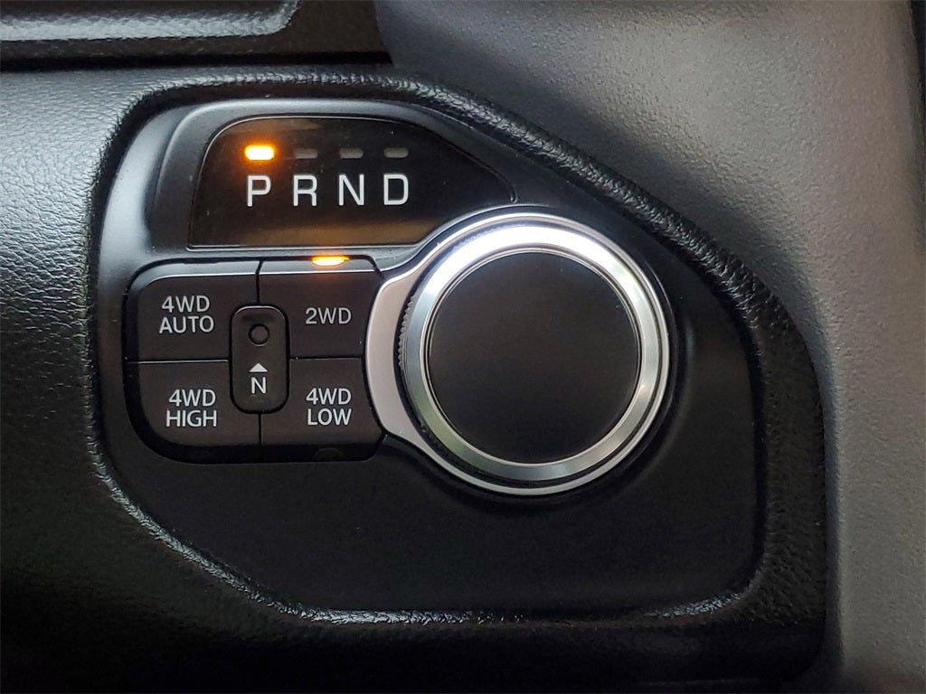 2022 RAM 1500 Big Horn Crew Cab 4x4 5'7' Box