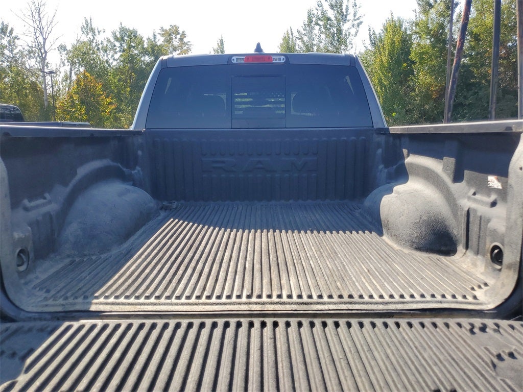 2022 RAM 1500 Big Horn Crew Cab 4x4 5'7' Box