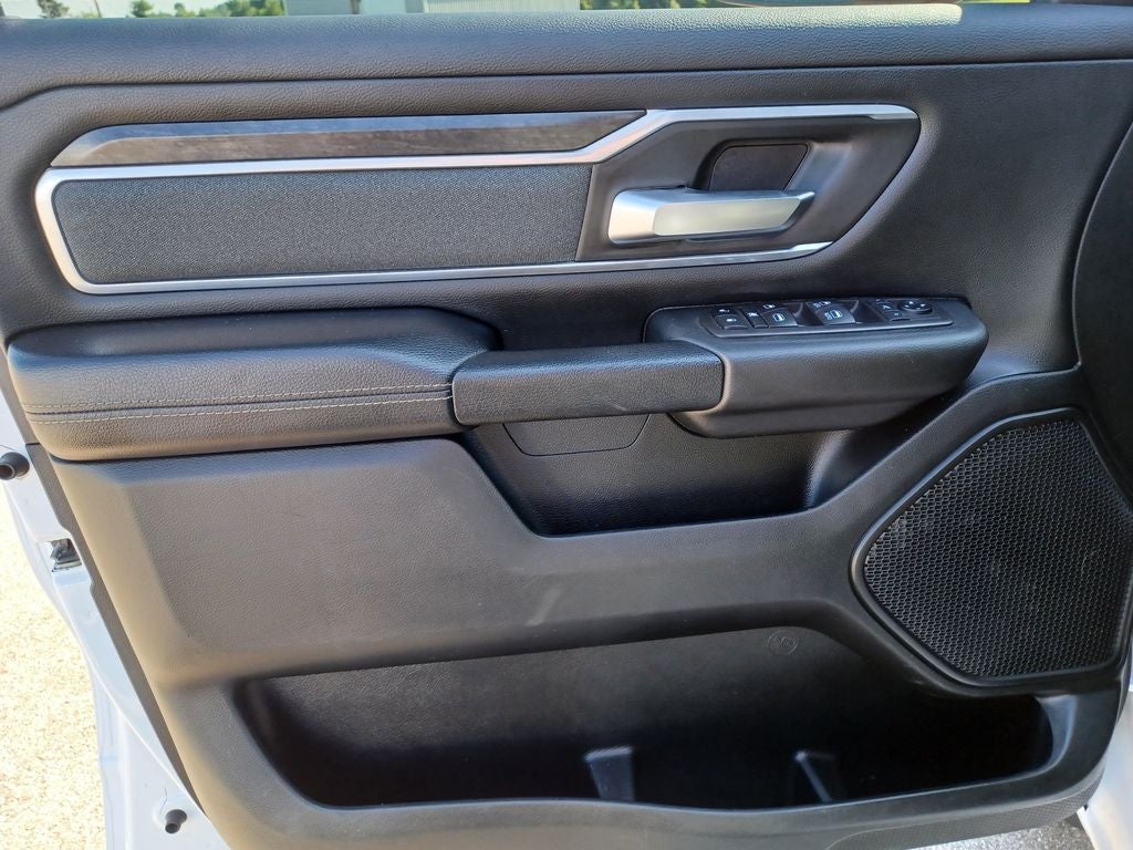 2021 RAM 1500 Big Horn Crew Cab 4x4 5'7' Box