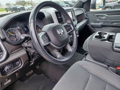 2022 RAM 1500 Big Horn Crew Cab 4x4 5'7' Box