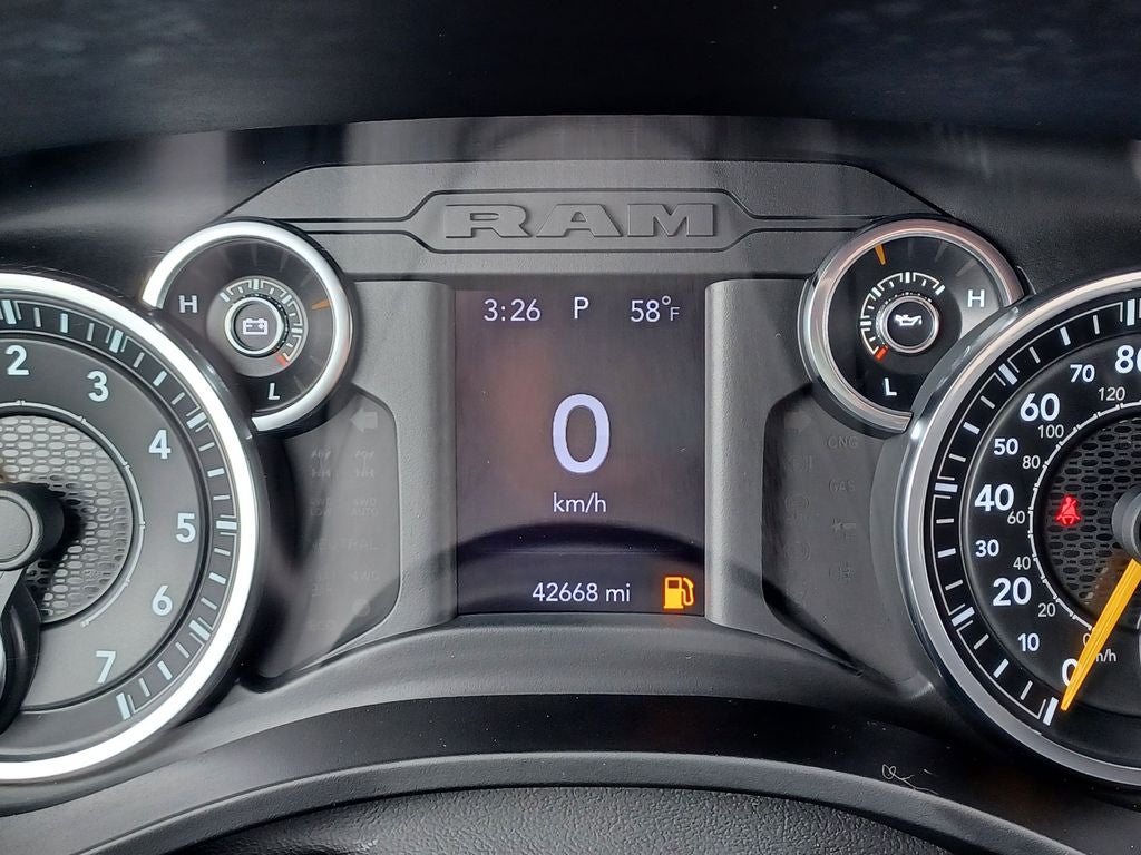 2022 RAM 1500 Big Horn Crew Cab 4x4 5'7' Box