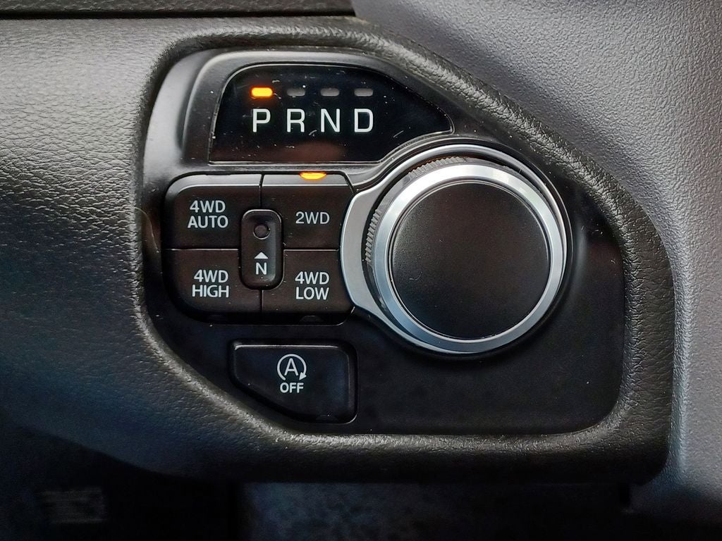 2022 RAM 1500 Big Horn Crew Cab 4x4 5'7' Box