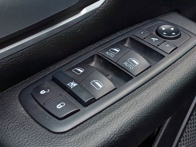 2020 RAM 1500 Big Horn Crew Cab 4x4 5'7' Box