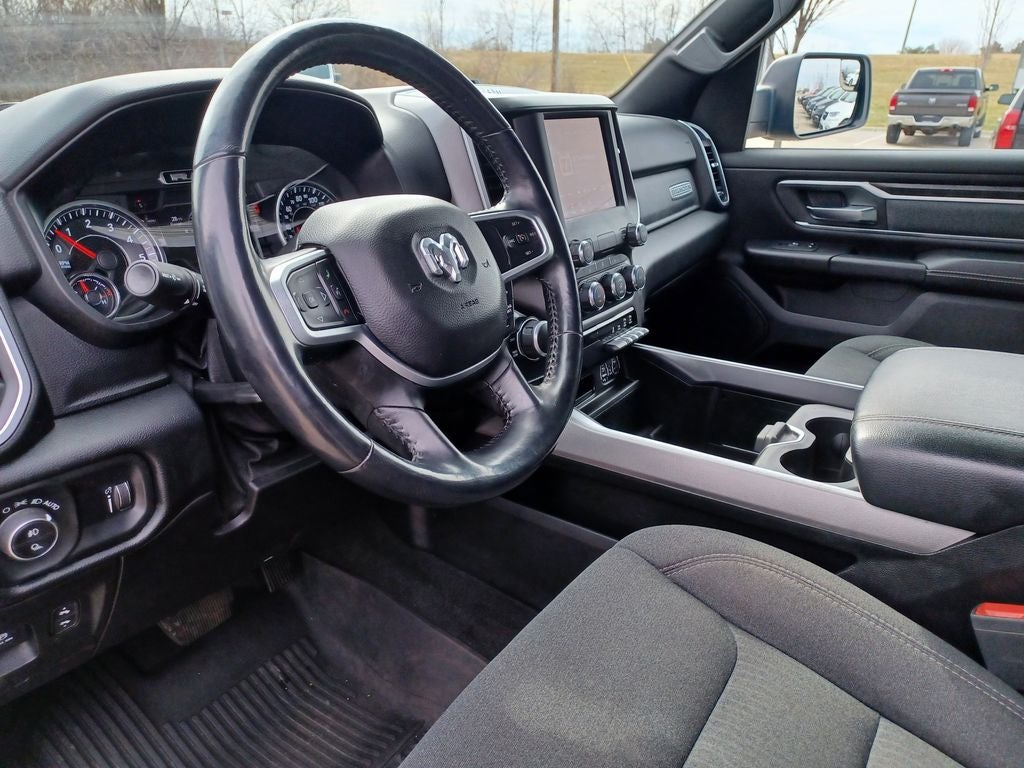 2020 RAM 1500 Big Horn Crew Cab 4x4 5'7' Box