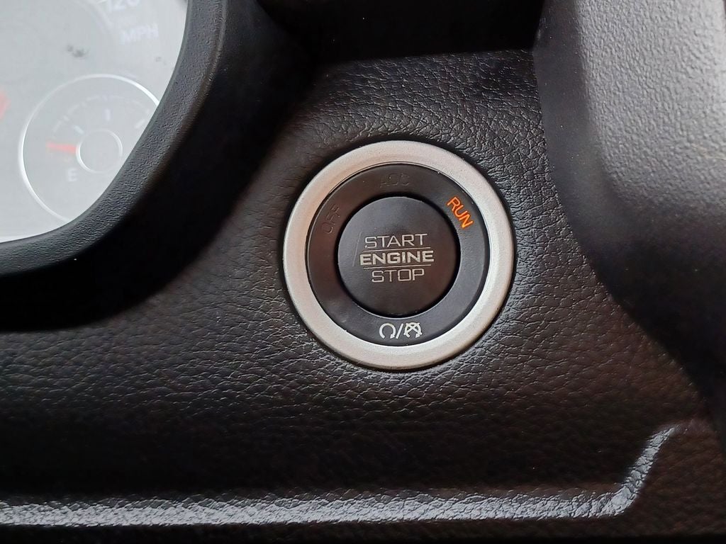 2020 RAM 1500 Big Horn Crew Cab 4x4 5'7' Box