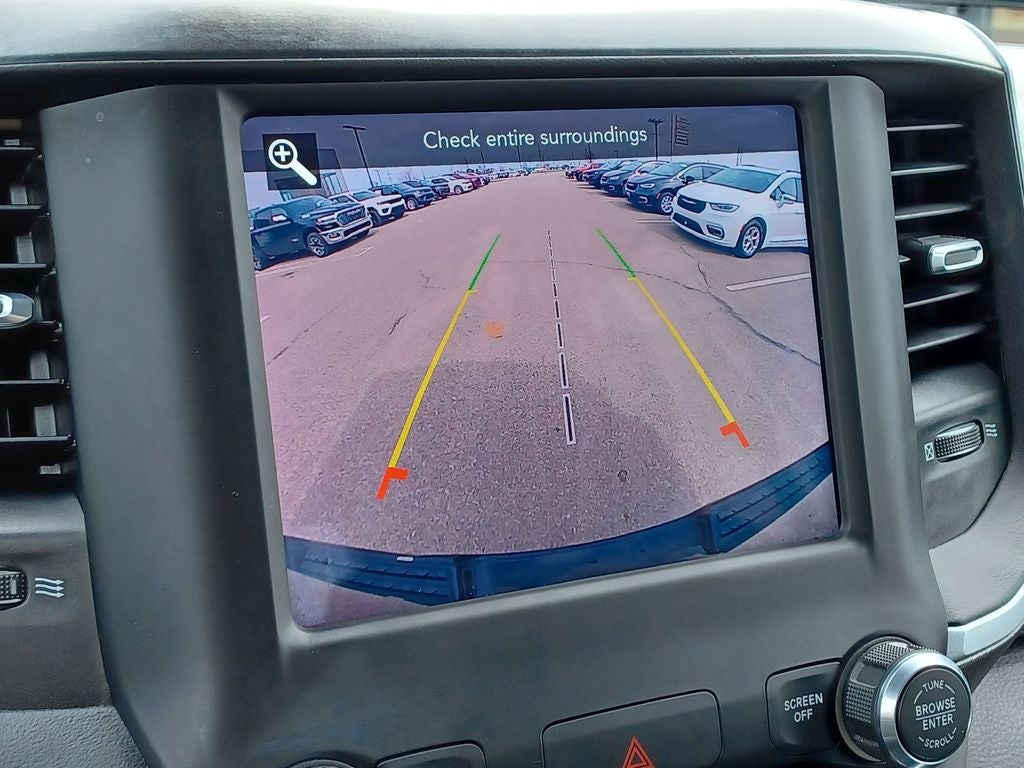 2020 RAM 1500 Big Horn Crew Cab 4x4 5'7' Box