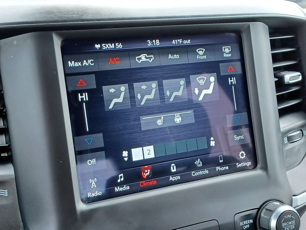 2020 RAM 1500 Big Horn Crew Cab 4x4 5'7' Box