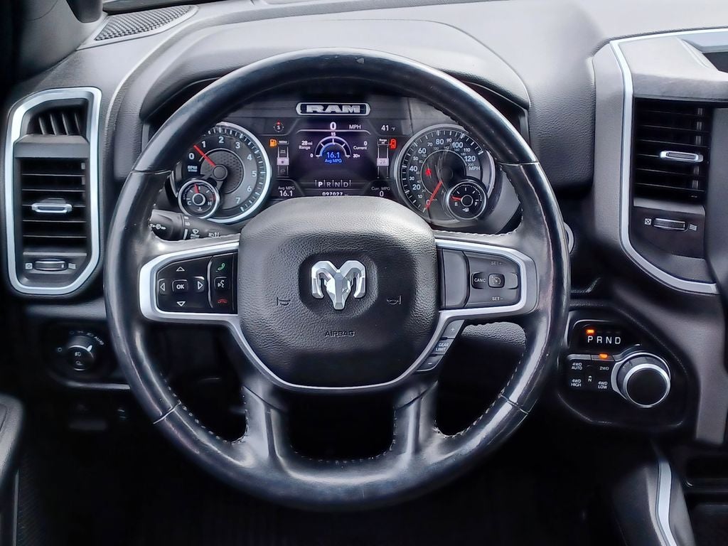 2020 RAM 1500 Big Horn Crew Cab 4x4 5'7' Box