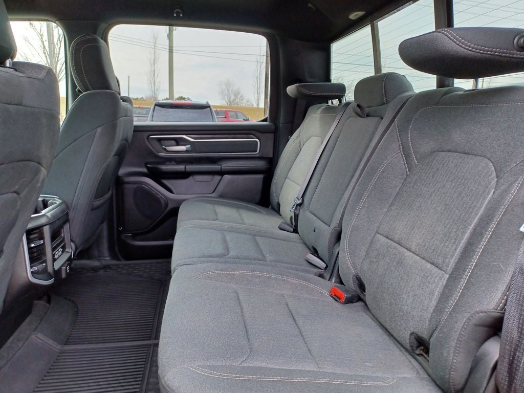 2020 RAM 1500 Big Horn Crew Cab 4x4 5'7' Box