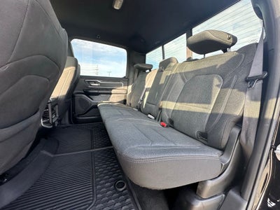 2020 RAM 1500 Big Horn Crew Cab 4x4 5'7' Box