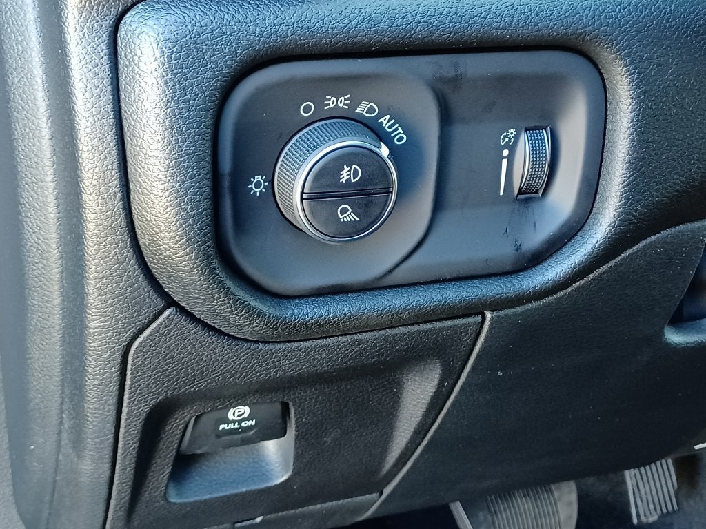 2027 RAM Ram 1500 Express