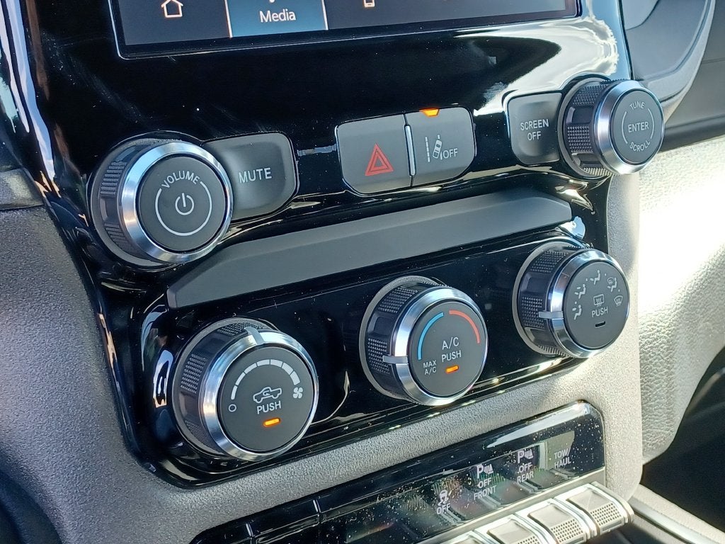 2027 RAM Ram 1500 Express