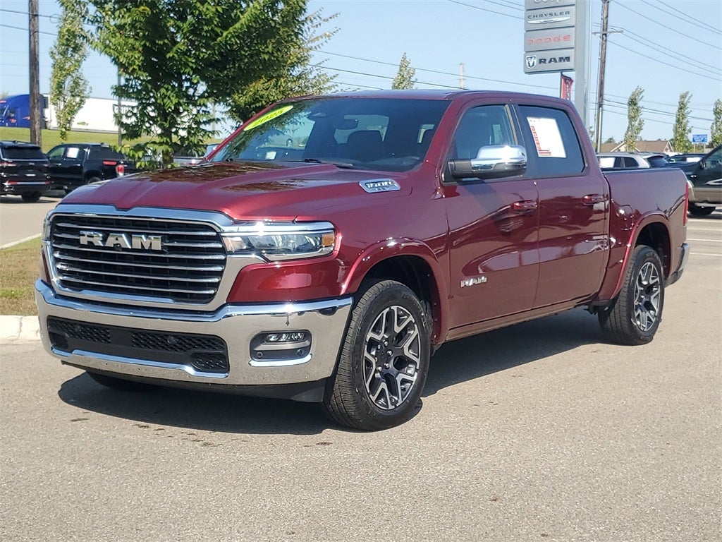 2025 RAM 1500 Laramie Crew Cab 4x4 5'7' Box