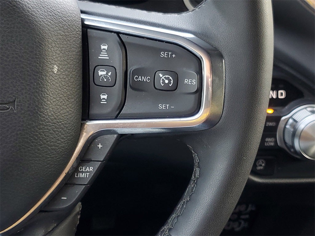 2025 RAM 1500 Laramie Crew Cab 4x4 5'7' Box